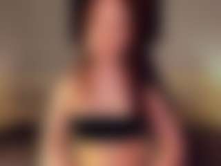 Live cam show with Emily - Average on EXY