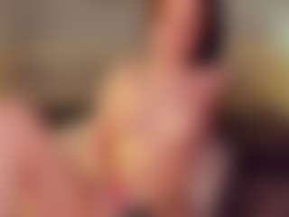 Live cam show with Emily - Sph on luckytryst.com