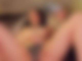 Live cam show with Emily - Erotic Dance on Milfs Live