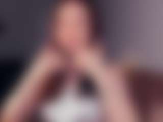 Live cam show with Emily - Shower on Dare Cams