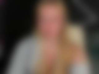Live cam show with leaPickoff - Blonde Hair on live18s.com