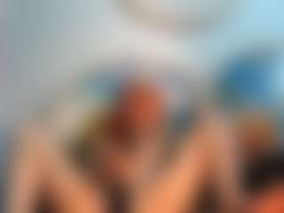Live cam show with MargheritaKreiter - Lesbian on MyBangCams