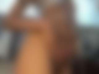 Live cam show with MargheritaKreiter - Teasing on Camsoda