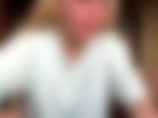 Live cam show with Lilith - Smoking on Dolls Live