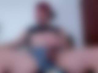 Live cam show with morbosoHOT37 - Genital Piercings on Hubzter Live