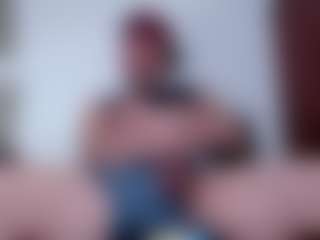 Live cam show with morbosoHOT37 - Genital Piercings on https://playwithruby.com