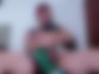 Live cam show with morbosoHOT37 - Cock Rating on Camsoda