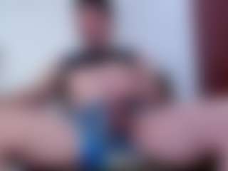 Show in cam erotica live di morbosoHOT37