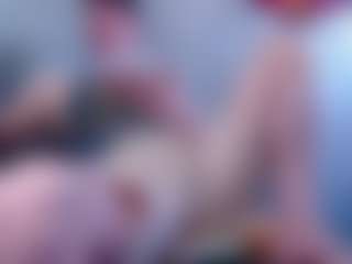 Live-Cam-Show mit morbosoHOT37 - Genital Piercings auf Camsoda