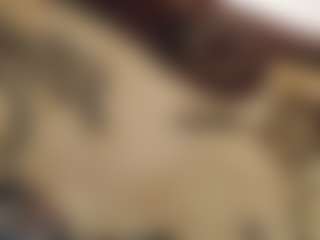 Live cam show with Kira - Hot on xDating