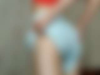Kira's Live Sex Cam Show