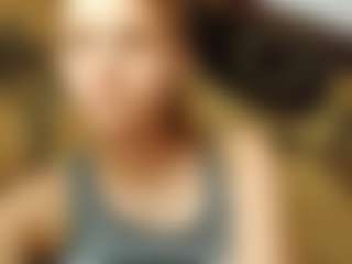 Live cam show with Kira - Moaning on eurowanks.com
