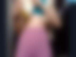 Live cam show with Kira - Sex on liverealitysex.com