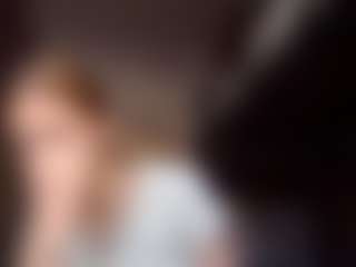 Live cam show with Kira - Sex on TeamSkeetLive