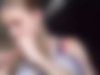 Live cam show with Kira - Sex on liverealitysex.com