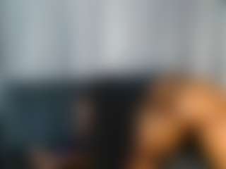 SweetHotLips102's Live Sex Cam Show