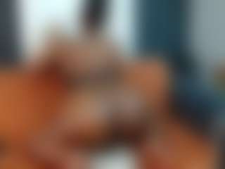 SweetHotLips102's Live Sex Cam Show