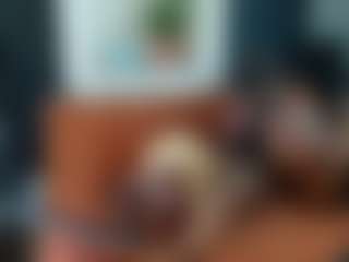 SweetHotLips102's Live Sex Cam Show