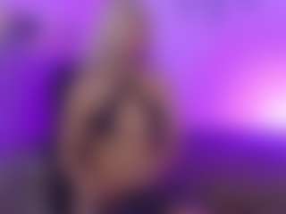 Live cam show with amyy-adams - Curvy Small Tits on xxxlivecams.org