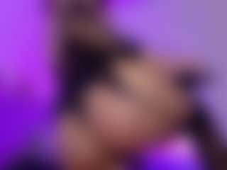 Live cam show with amyy-adams - Squirt on StripNow