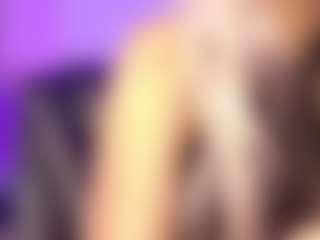 Live cam show with amyy-adams - Brown Hair Petite on SquirtSoMuch