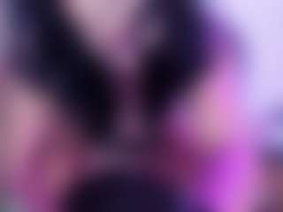 Live cam show with ChanelNylonn - Granny on Camming Site