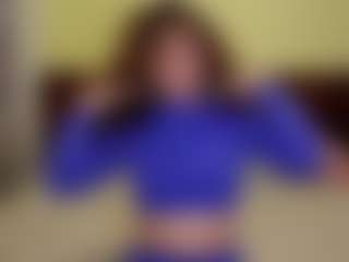 Live cam show with Cherry Adamss - Squirt on CamSodaAdn