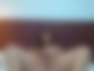 LuciaEvansC's Live Sex Cam Show