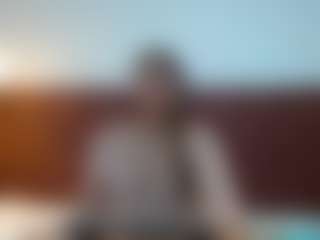 Live cam show with LuciaEvansC - New Brown Eyes on SinfulBabes