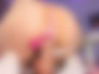 Live cam show with luvienne-rose - Granny on mypornchat.com