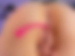 Live cam show with luvienne-rose - Brown Hair on SpunkLive