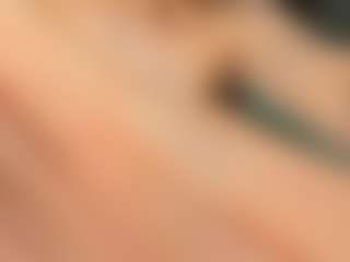 Live cam show with luvienne-rose - Squirt on Free Soda