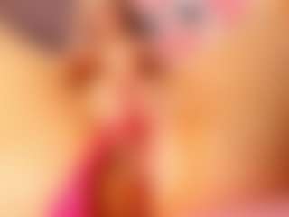 Live cam show with luvienne-rose - Small Tits Brown Hair on Camsoda