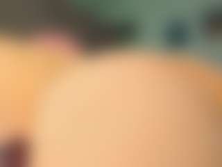 Live cam show with luvienne-rose - Skinny on https://playwithruby.com