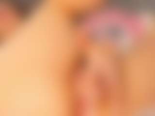 Live cam show with luvienne-rose - Deepthroat on Camsoda