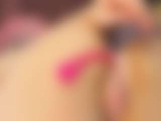 luvienne-rose's Live Sex Cam Show