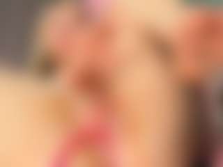 Live cam show with luvienne-rose - Blowjob on Camsoda