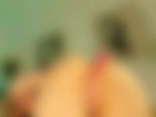 Live cam show with luvienne-rose - Foot Fetish on dropp.cam
