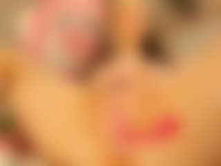 Live cam show with luvienne-rose - Lush Brown Hair on Strip Flash - Live Sex Shows