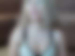 Live cam show with MeganBlaze - Blue Eyes on Strip Flash - Live Sex Shows