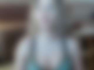 Live cam show with MeganBlaze - Deepthroat on Uber Horny