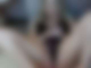 MeganBlaze's Live Sex Cam Show