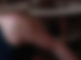 Live cam show with MeganBlaze - Lush Blonde Hair on TottyGirls