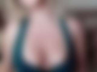 MeganBlaze's Live Sex Cam Show
