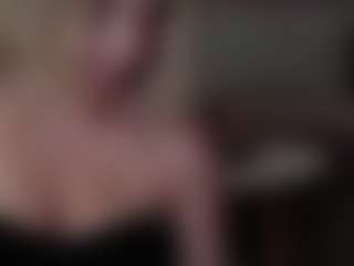 Live cam show with MeganBlaze - Blue Eyes on SpankPalCams