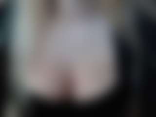 Live cam show with MeganBlaze - Joi on Dare Cams