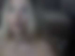 Live cam show with MeganBlaze - Blue Eyes on Camming Site