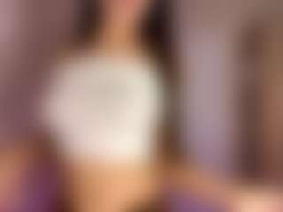 Live cam show with MeridithKinnier - Blue Eyes on luckytryst.com