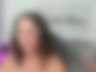 Live cam show with sienna-luxor - Teen (18+) on instabang