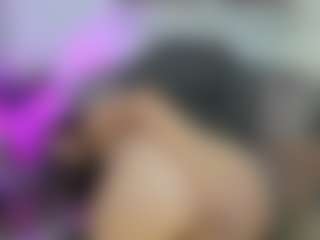 Live cam show with sienna-luxor - Latina on Milf Play | colombia